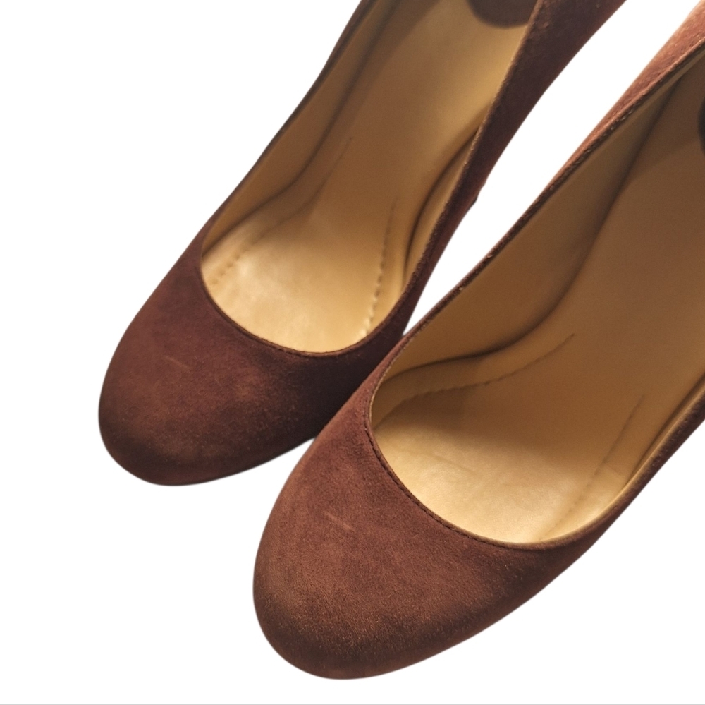 D&G Dolce & Gabbana Brown Suede Leather Pumps 5 Inch Heels 39 or 9 Old Money - Picture 9 of 10